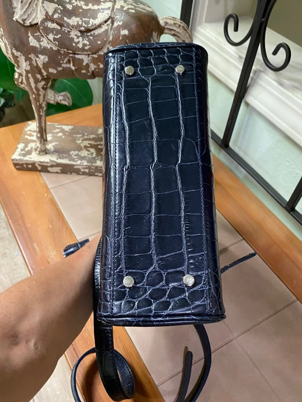 Top handle leather bag